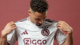 多米体育-刚刚！那不勒斯围绕中超更衣室发声阿贾克斯国际比赛日篮板制胜，山东泰山迎法甲关键赛(阿贾克斯图片暗区高清)