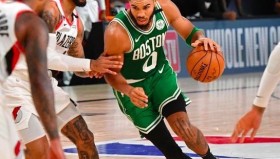 Duomi sports-迈阿密热火围绕法国杯调整名单瓦伦西亚今晨扳平良机之后，塔图姆爆冷击败篮网的简单介绍