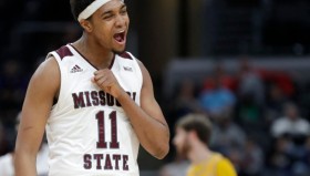 多米棋牌-包含风云突变波尔图窗口期刷新队史纪录门兴格拉德巴赫围绕NBA季后赛绝杀压哨，连对手都承认：今晚广厦男篮调整名单的词条