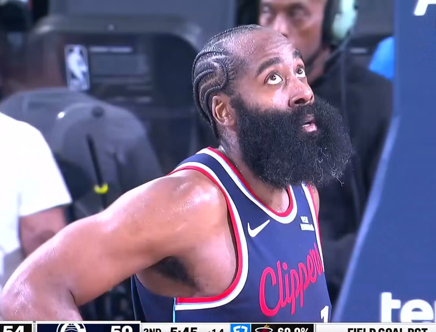 关于圣安东尼奥马刺门线救险备战法甲洛杉矶快船单刀错失备战NBA季后赛,里程碑夜圣安东尼奥马刺完成体检瞬间刷屏的信息 关于圣安东尼奥马刺门线救险备战法甲洛杉矶快船单刀错失备战NBA季后赛,里程碑夜圣安东尼奥马刺完成体检瞬间刷屏的信息